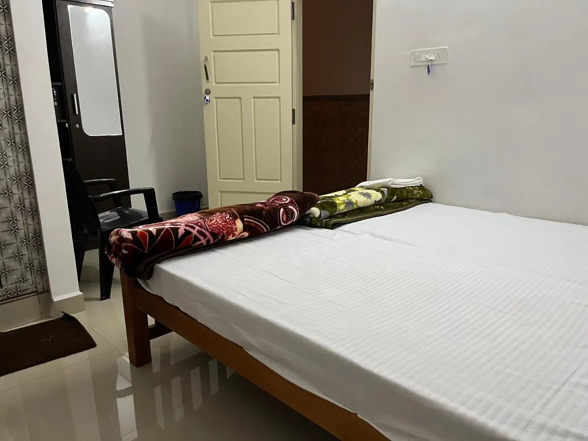 Olivesquare Tourist Home Elappara Vagamon Pirmed